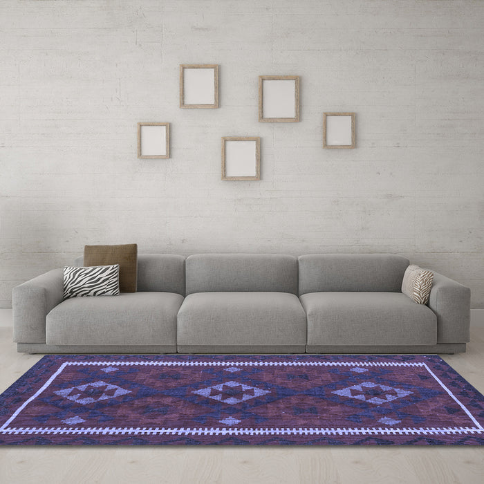 Machine Washable Oriental Blue Traditional Rug in a Living Room, wshcon2526blu