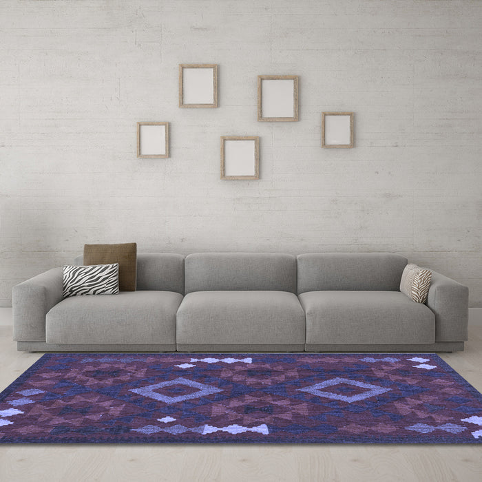 Machine Washable Oriental Blue Traditional Rug in a Living Room, wshcon2527blu