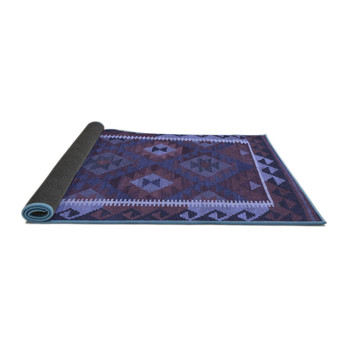 Sideview of Oriental Blue Traditional Rug, con2528blu