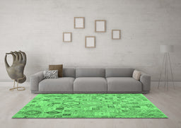 Machine Washable Southwestern Emerald Green Country Area Rugs in a Living Room,, wshcon2533emgrn