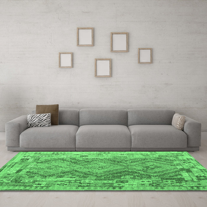 Machine Washable Southwestern Emerald Green Country Area Rugs in a Living Room,, wshcon2539emgrn