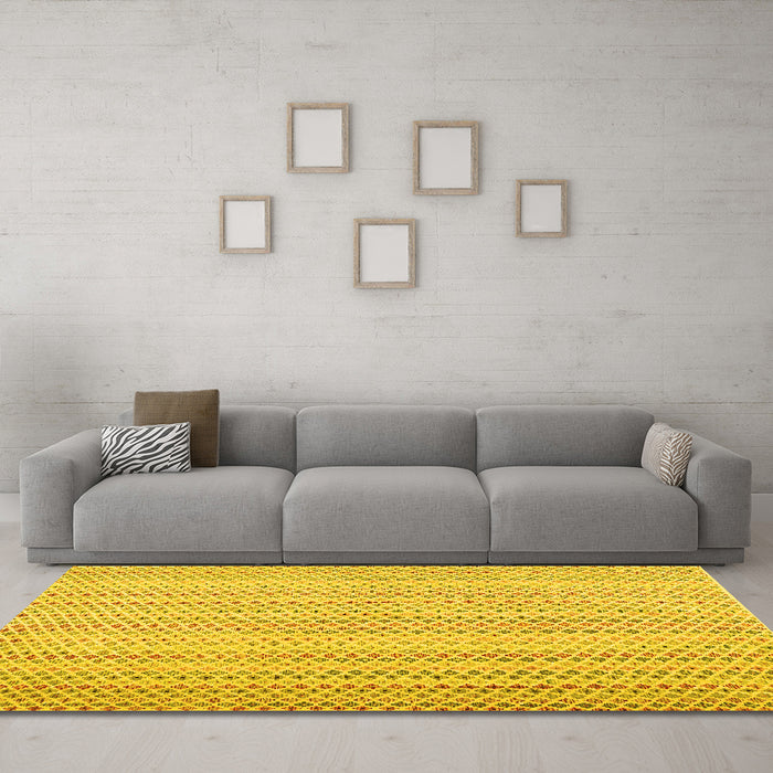 Machine Washable Abstract Yellow Contemporary Rug in a Living Room, wshcon2540yw