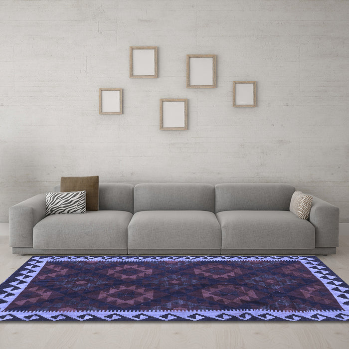 Machine Washable Oriental Blue Traditional Rug in a Living Room, wshcon2544blu