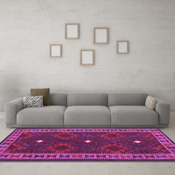 Machine Washable Oriental Purple Traditional Area Rugs in a Living Room, wshcon2545pur