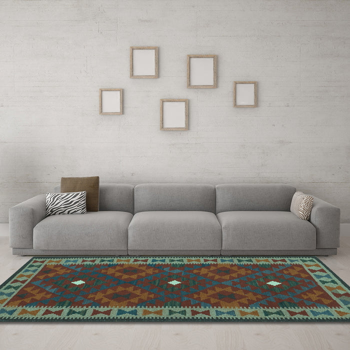 Machine Washable Oriental Light Blue Traditional Rug in a Living Room, wshcon2545lblu