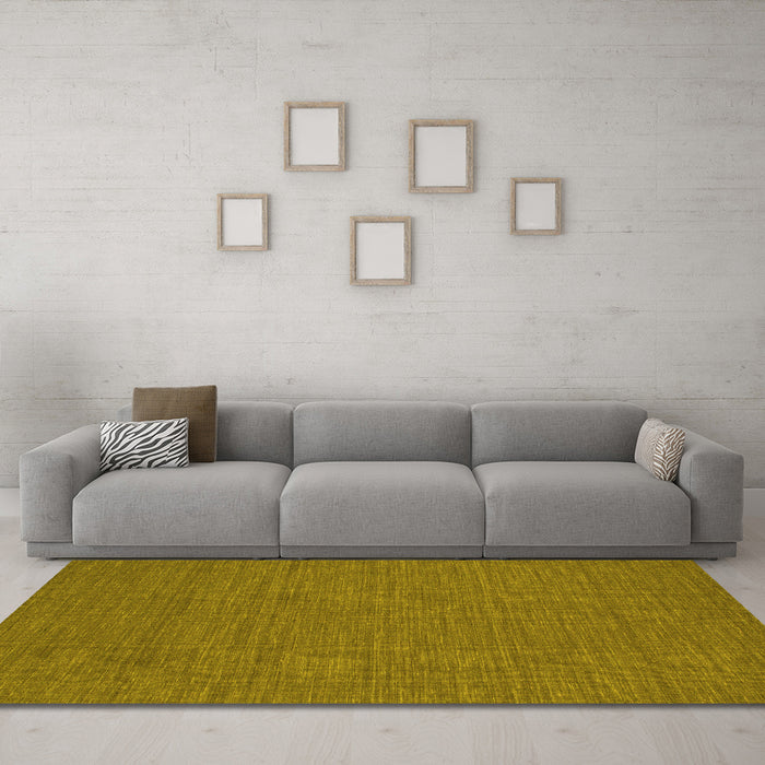 Machine Washable Abstract Yellow Contemporary Rug in a Living Room, wshcon254yw