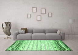 Machine Washable Abstract Emerald Green Contemporary Area Rugs in a Living Room,, wshcon2551emgrn