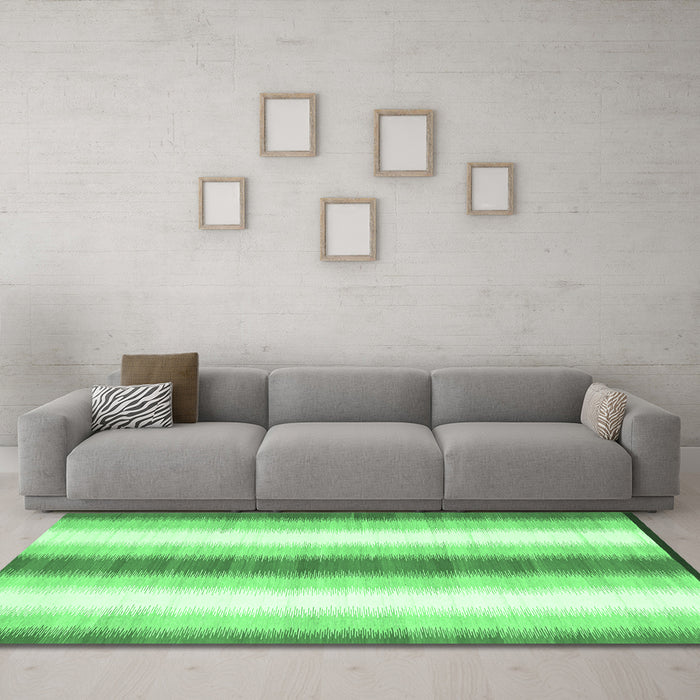 Machine Washable Abstract Emerald Green Contemporary Area Rugs in a Living Room,, wshcon2555emgrn