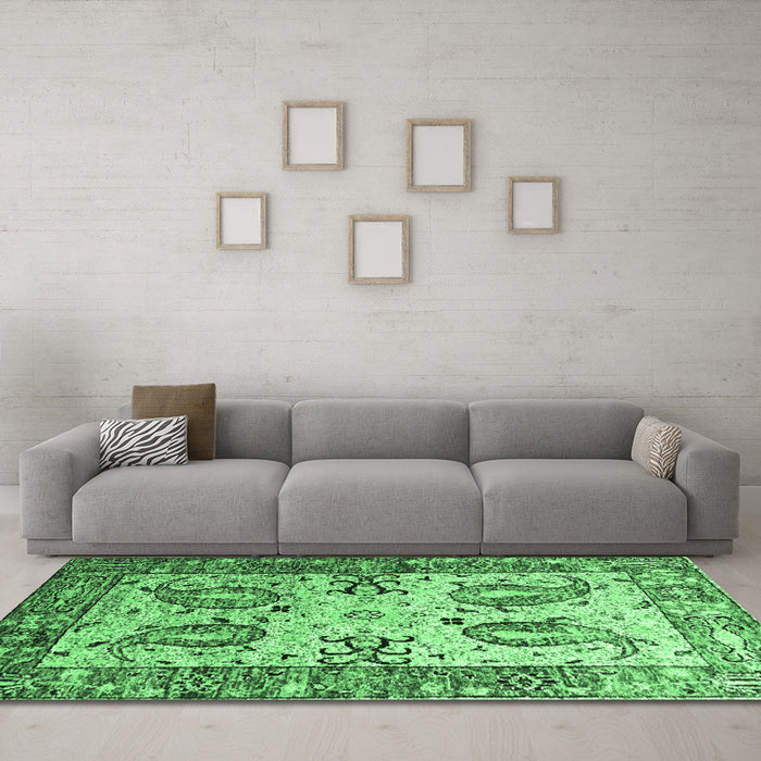Machine Washable Abstract Emerald Green Contemporary Area Rugs in a Living Room,, wshcon2557emgrn