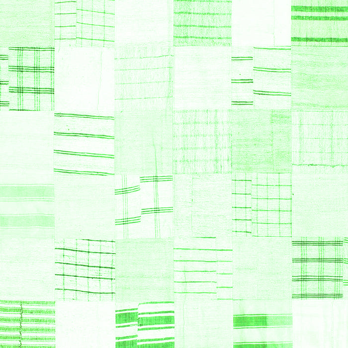 Serging Thickness of Machine Washable Solid Green Modern Area Rugs, wshcon255grn