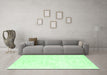 Machine Washable Solid Emerald Green Modern Area Rugs in a Living Room,, wshcon2561emgrn