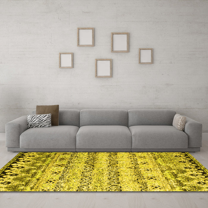 Machine Washable Abstract Yellow Contemporary Rug in a Living Room, wshcon2567yw