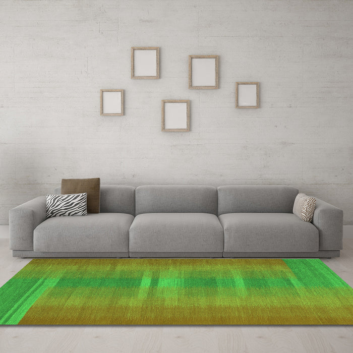 Machine Washable Abstract Green Contemporary Area Rugs in a Living Room,, wshcon2572grn