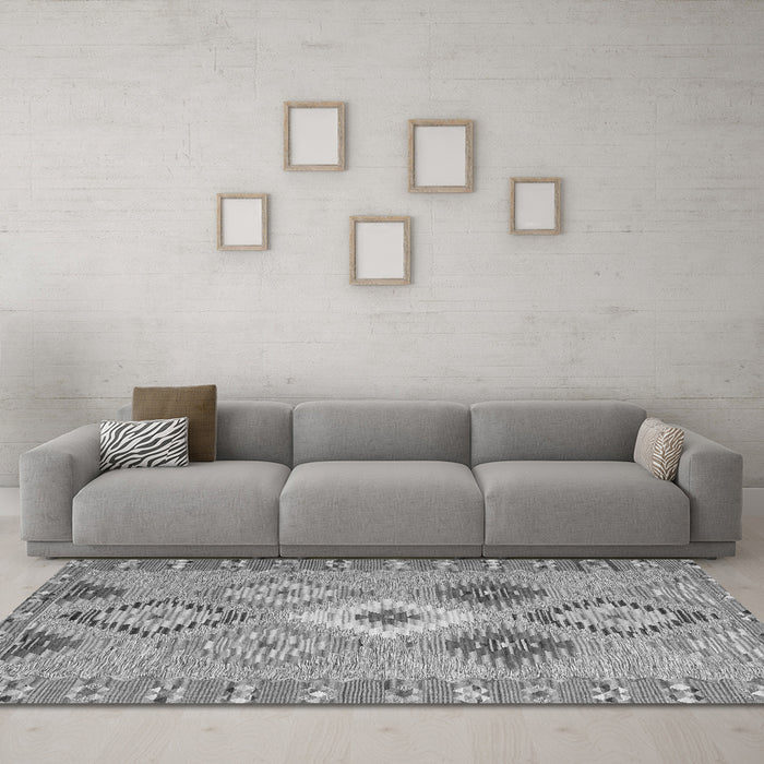 Machine Washable Southwestern Gray Country Rug in a Living Room,, wshcon2573gry