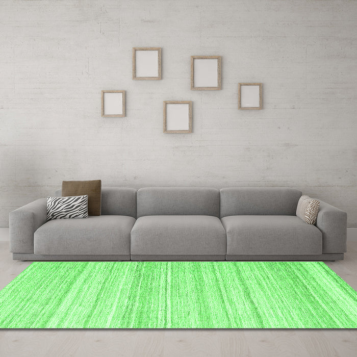 Machine Washable Abstract Green Contemporary Area Rugs in a Living Room,, wshcon2575grn