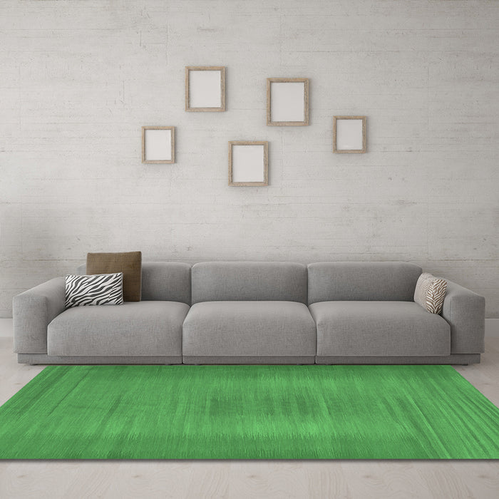 Machine Washable Abstract Emerald Green Contemporary Area Rugs in a Living Room,, wshcon2576emgrn