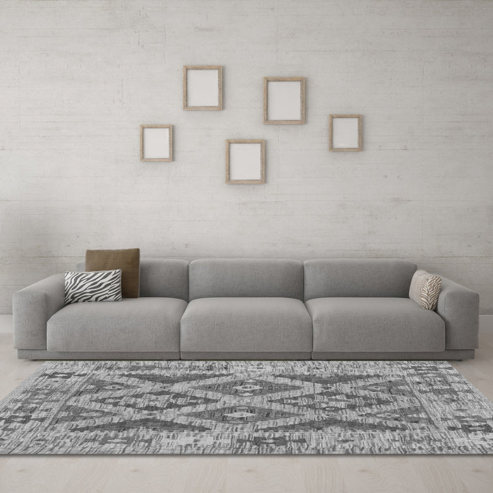 Machine Washable Abstract Gray Contemporary Rug in a Living Room,, wshcon2585gry