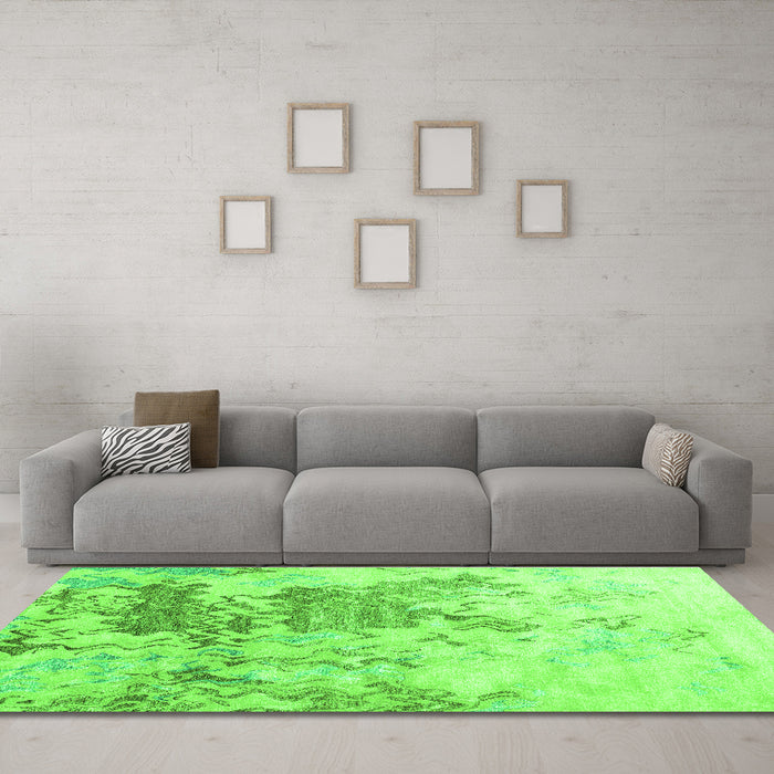 Machine Washable Solid Green Modern Area Rugs in a Living Room,, wshcon2592grn