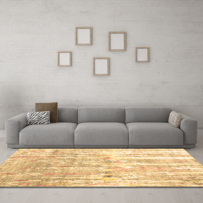 Machine Washable Abstract Brown Contemporary Rug in a Living Room,, wshcon2595brn
