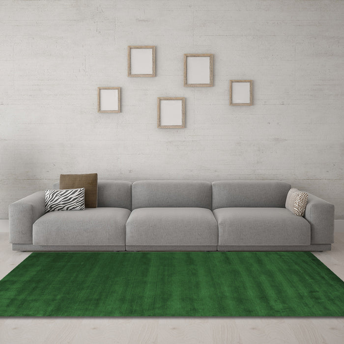Machine Washable Abstract Emerald Green Contemporary Area Rugs in a Living Room,, wshcon25emgrn