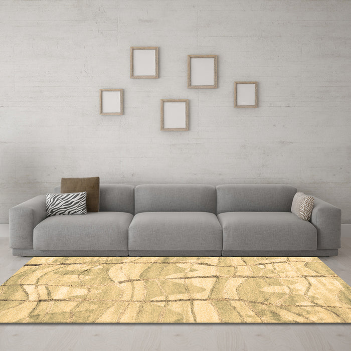 Machine Washable Abstract Brown Contemporary Rug in a Living Room,, wshcon2601brn