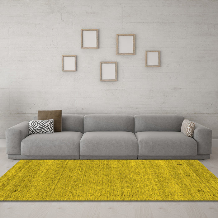 Machine Washable Abstract Yellow Contemporary Rug in a Living Room, wshcon2610yw