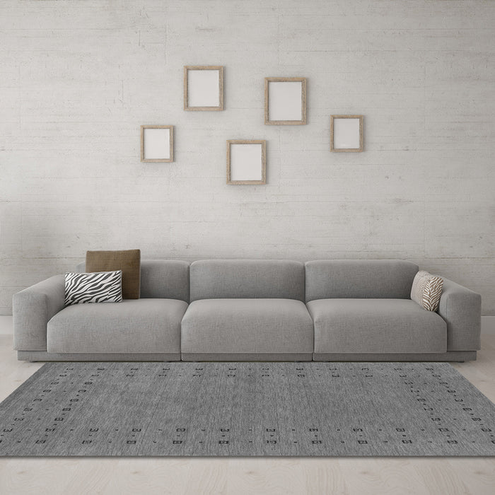 Machine Washable Abstract Gray Contemporary Rug in a Living Room,, wshcon2614gry