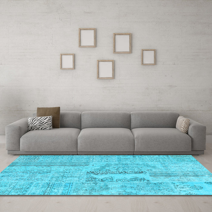 Machine Washable Patchwork Light Blue Transitional Rug in a Living Room, wshcon2621lblu