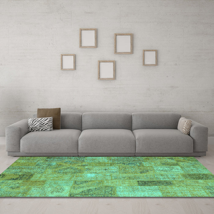 Machine Washable Patchwork Turquoise Transitional Area Rugs in a Living Room,, wshcon2625turq