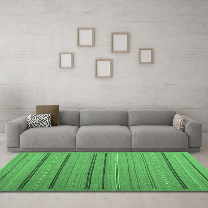 Machine Washable Abstract Emerald Green Contemporary Area Rugs in a Living Room,, wshcon2632emgrn