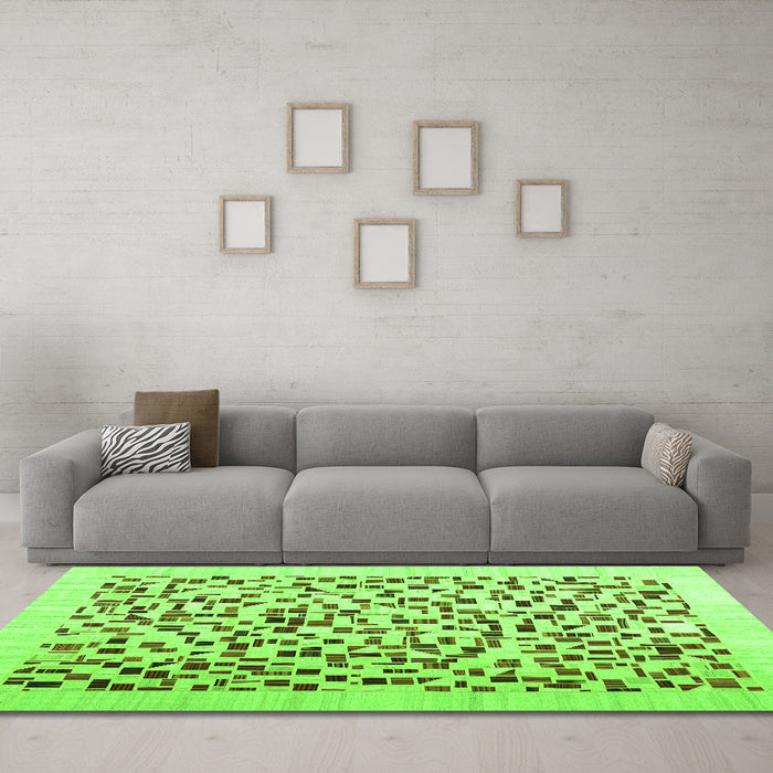Machine Washable Solid Green Modern Area Rugs in a Living Room,, wshcon2638grn