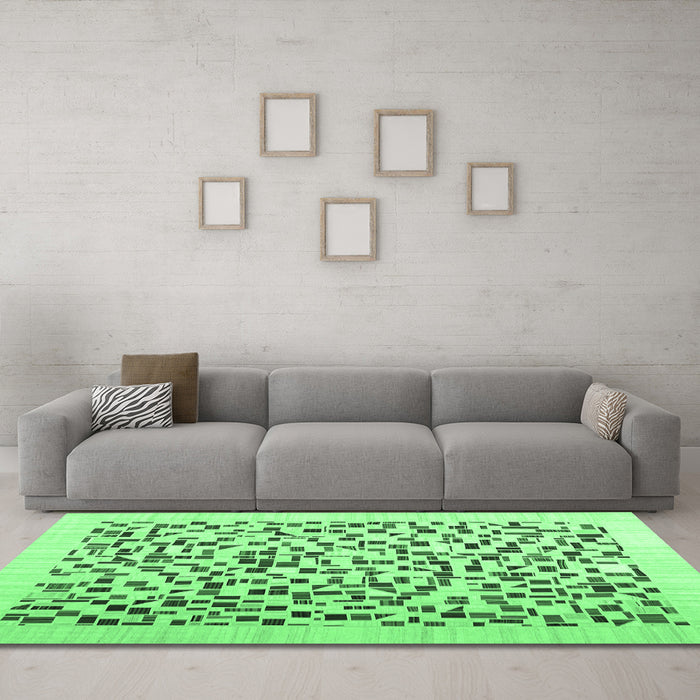 Machine Washable Solid Emerald Green Modern Area Rugs in a Living Room,, wshcon2638emgrn