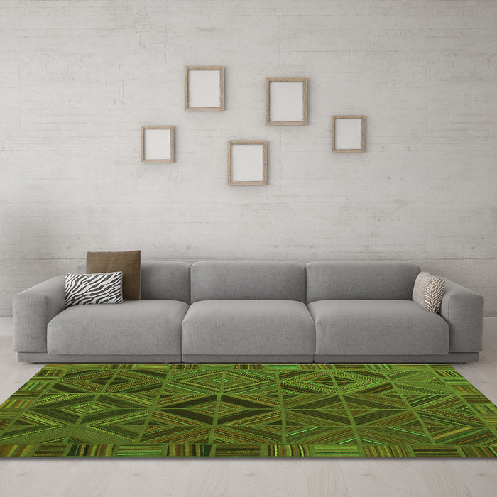 Machine Washable Southwestern Green Country Area Rugs in a Living Room,, wshcon2640grn