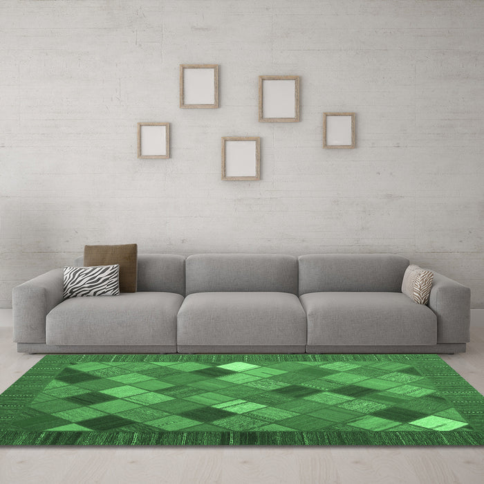 Machine Washable Abstract Emerald Green Contemporary Area Rugs in a Living Room,, wshcon2642emgrn