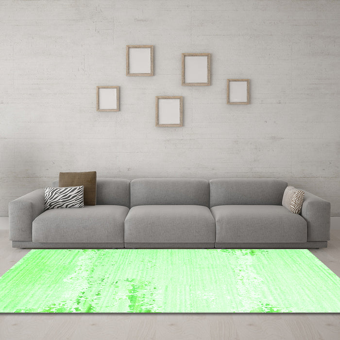 Machine Washable Solid Green Modern Area Rugs in a Living Room,, wshcon2646grn