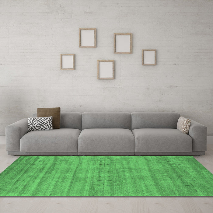 Machine Washable Abstract Emerald Green Contemporary Area Rugs in a Living Room,, wshcon2656emgrn