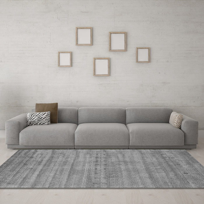 Machine Washable Abstract Gray Contemporary Rug in a Living Room,, wshcon2656gry