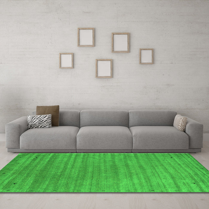 Machine Washable Abstract Green Contemporary Area Rugs in a Living Room,, wshcon2657grn
