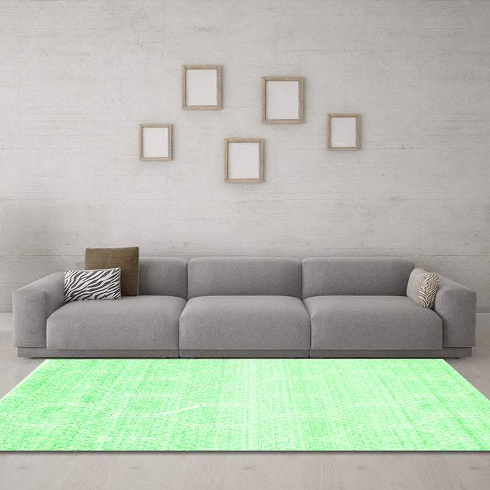 Machine Washable Abstract Green Contemporary Area Rugs in a Living Room,, wshcon265grn