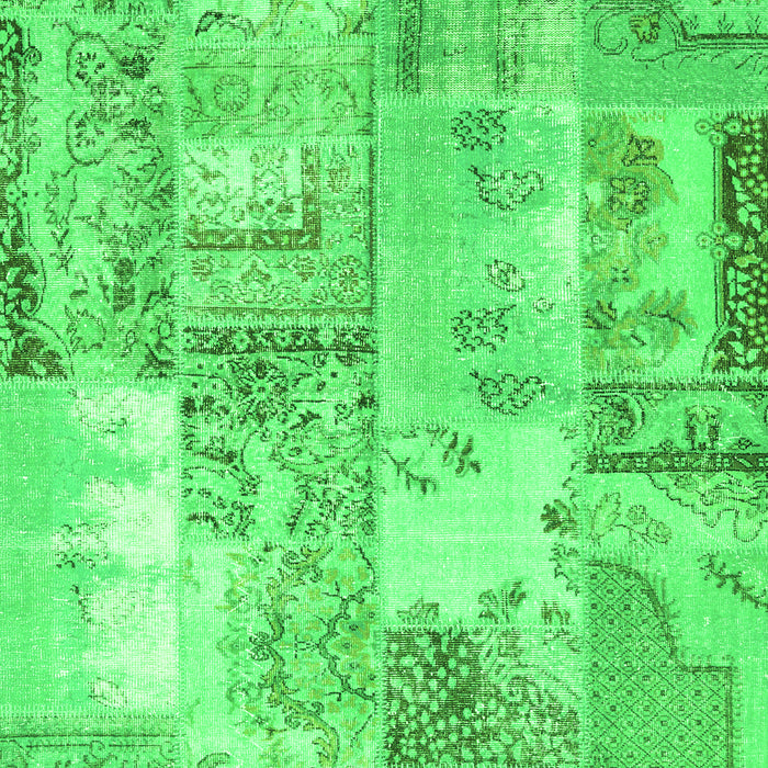 Serging Thickness of Machine Washable Patchwork Green Transitional Area Rugs, wshcon2666grn