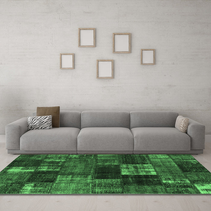 Machine Washable Patchwork Emerald Green Transitional Area Rugs in a Living Room,, wshcon2668emgrn