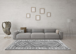 Machine Washable Southwestern Gray Country Rug in a Living Room,, wshcon2673gry