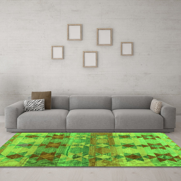 Machine Washable Southwestern Green Country Area Rugs in a Living Room,, wshcon2674grn