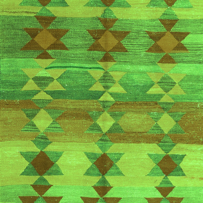 Serging Thickness of Machine Washable Southwestern Green Country Area Rugs, wshcon2674grn