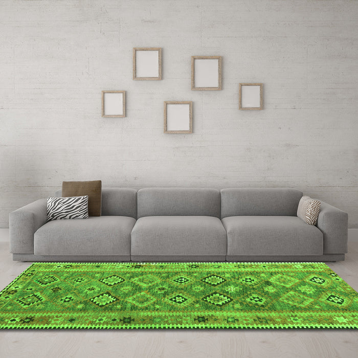 Machine Washable Southwestern Green Country Area Rugs in a Living Room,, wshcon2676grn