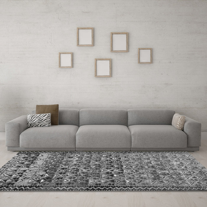 Machine Washable Abstract Gray Contemporary Rug in a Living Room,, wshcon2678gry