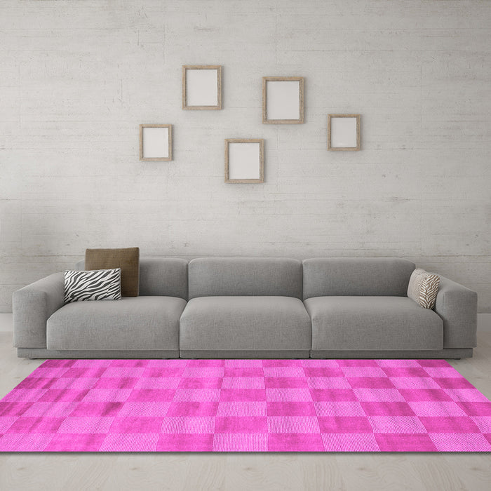 Machine Washable Checkered Pink Modern Rug in a Living Room, wshcon267pnk