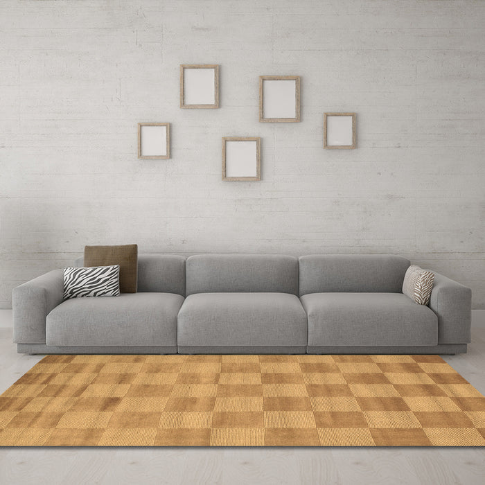 Machine Washable Checkered Brown Modern Rug in a Living Room,, wshcon267brn