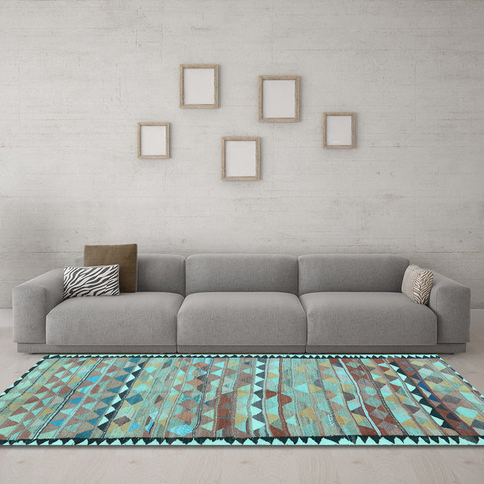 Machine Washable Oriental Light Blue Traditional Rug in a Living Room, wshcon2682lblu