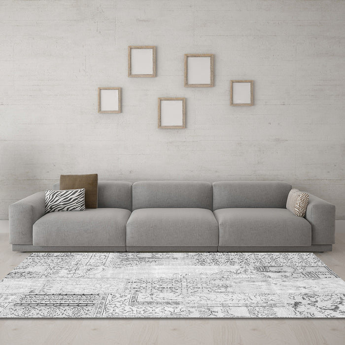 Machine Washable Patchwork Gray Transitional Rug in a Living Room,, wshcon2688gry